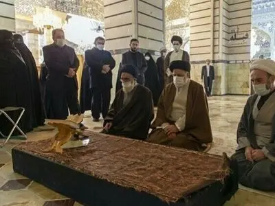 رئیس قوه قضاییه بر مزار آیت الله یزدی حضور یافت
