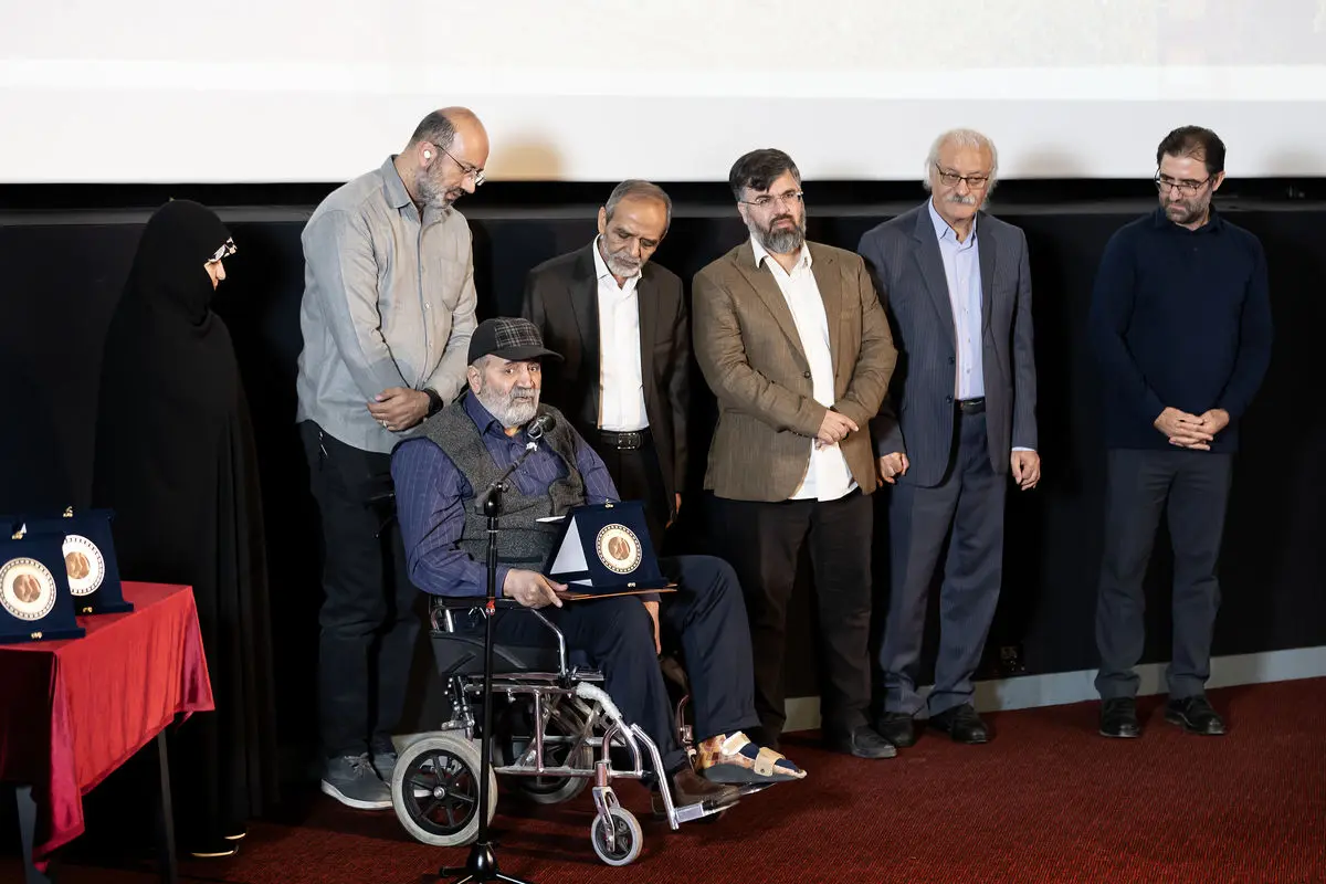 تجلیل از فرهاد قائمیان، جمال شورجه و خانواده رسول ملاقلی‌پور