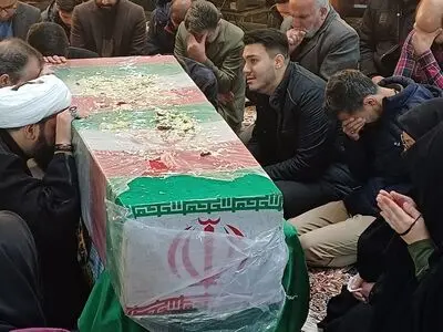 استقبال اهالی رسانه اصفهان از پیکر مطهر شهید گمنام
