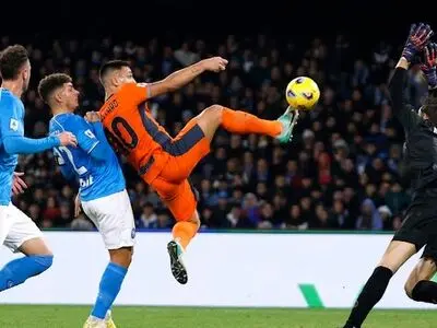 ویدیو: گل اول اینتر به ناپولی توسط چالهان‌اوغلو