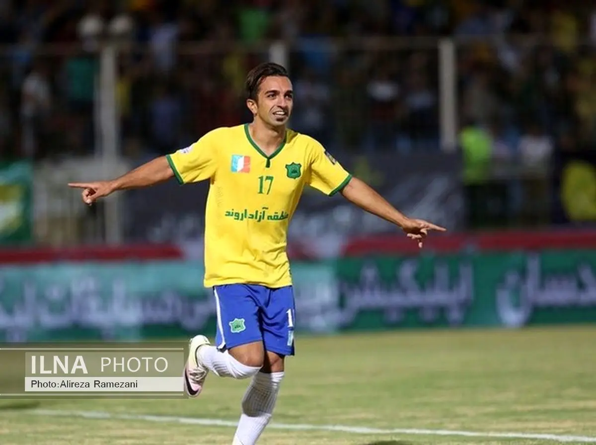 شادکام: برای بازی مقابل پرسپولیس لحظهشماری میکنم