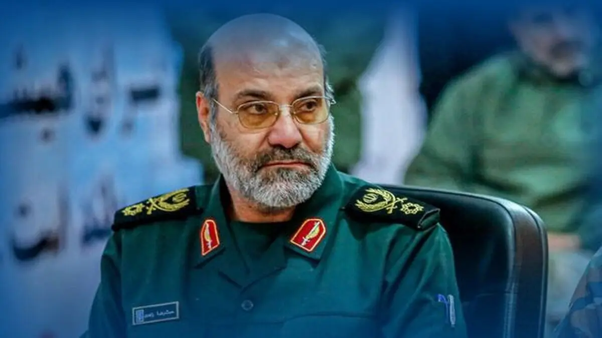 نظر شهید زاهدی درباره انتخاب بین معلمی و پاسداری