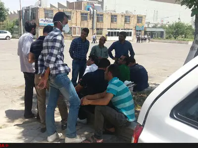 سرگردانی کارگران اخراجی آذر آب اراک ادامه دارد