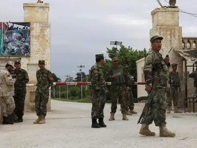 کشته شدن ۱۱ سرباز افغان در حمله شبه‌نظامیان به یک ایستگاه بازرسی