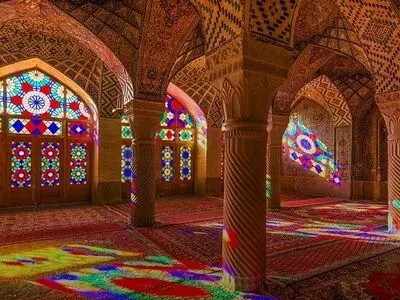 نکته‌هایی که برای رزرو هتل در شیراز باید بدانید