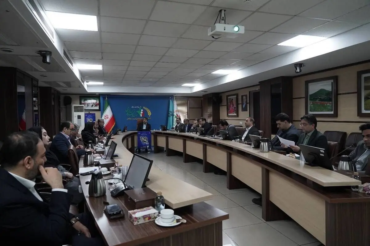 بحث متناسب‌سازی مستمری‌ها در نشست شورای مدیران صندوق بیمه روستاییان