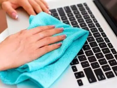 آموزش اصول تمیز کردن کیبورد کامپیوتر و لپ تاپ
