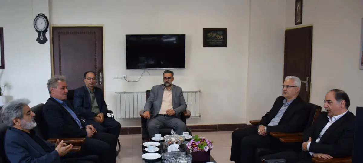 لزوم گسترش و افزایش خدمات دامپزشکی در مناطق محروم استان اردبیل