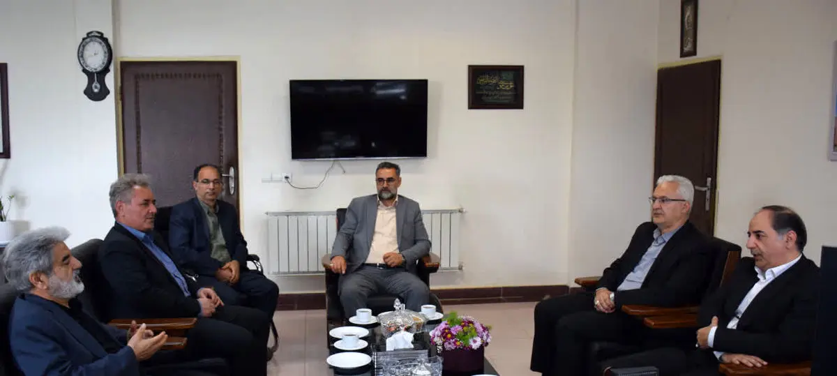 لزوم گسترش و افزایش خدمات دامپزشکی در مناطق محروم استان اردبیل