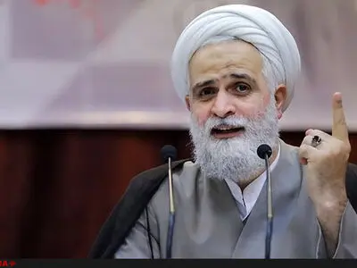 چرا تشکل‌هایی که عضو اتحادیه دانشجویان نیستند، تریبون ندارد