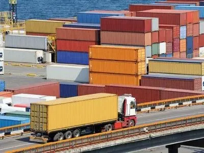 موانع بی‌پایان پیش روی تجار؛ از فرآیند طولانی ثبت سفارش تا عدم تخصیص ارز و زمان‌بر شدن ترخیص کالا