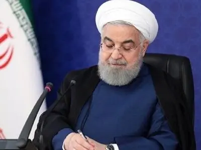 الرئیس روحانی یبعث برقیة تهنئة بمناسبة عید الإستقلال اللبنانی