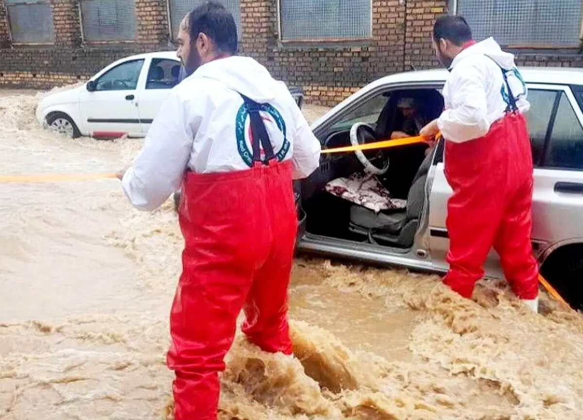 امدادرسانی به بیش از ۱۰۰۰ نفر در سیل و آبگرفتگی ۳ روز گذشته/ ۷ نفر جان خود را از دست دادند