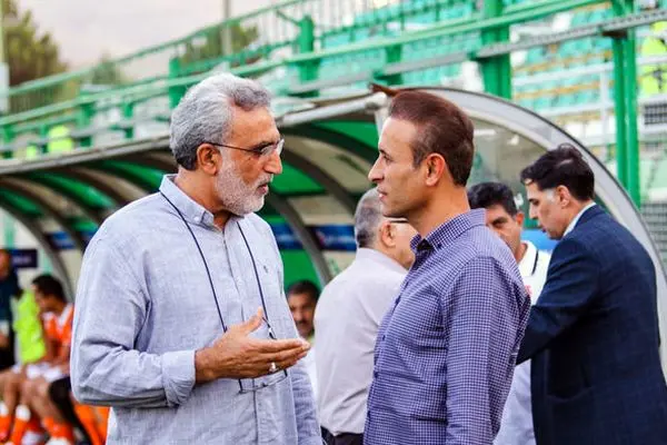 فوتبال نه، پخش فیلم سینمایی خسته کننده در فولاد آره‌نا!