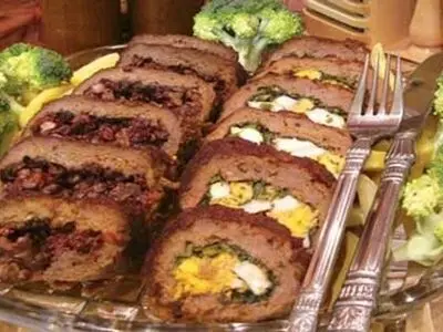 طرز تهیه رولت گوشت با طعم زرشک