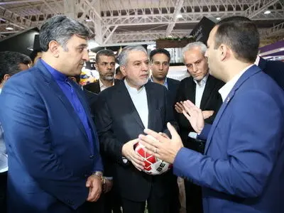 بازدید صالحی امیری از نمایشگاه ورزش و تجهیزات ورزشی