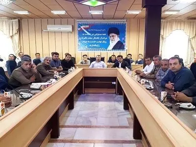 رسیدگی به مشکلات بیمه‌ای اتحادیه صنف خبازان جوانرود با حضور فرماندار 