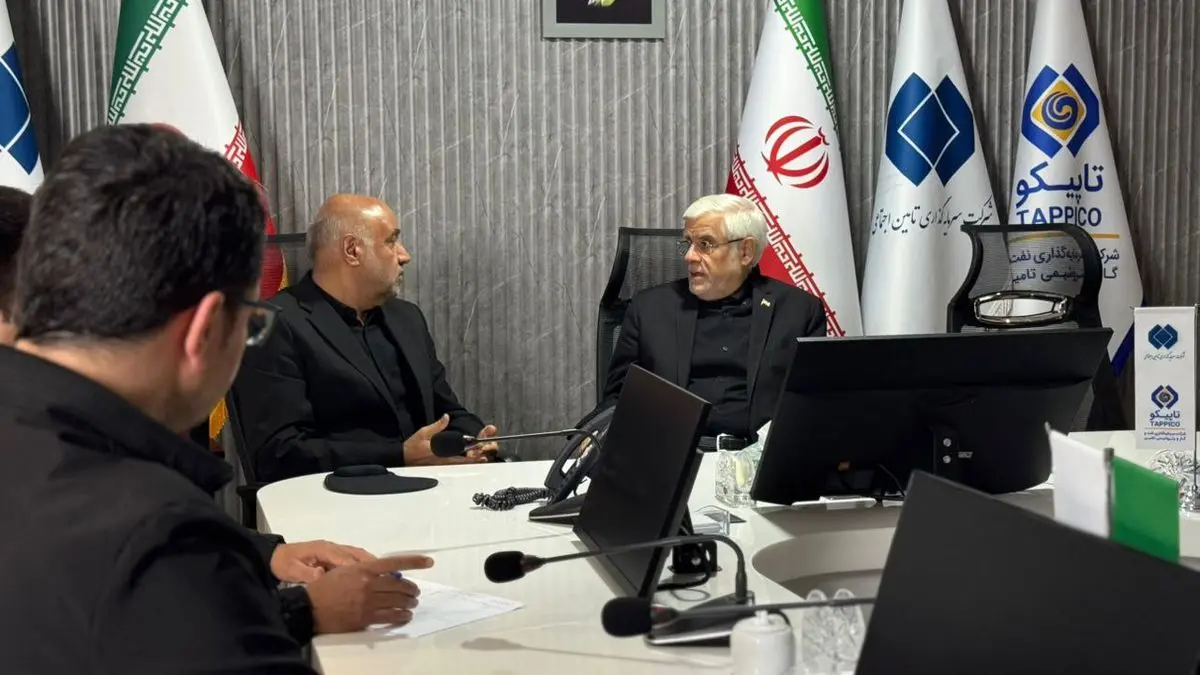 بازدید عارف  از وزارت تعاون، کار و رفاه اجتماعی