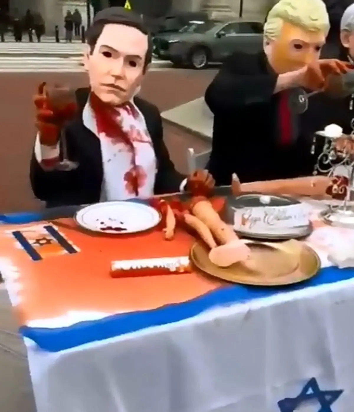 اعتراض نمادین مقابل یونیون استیشن علیه حمایت آمریکا از جنگ غزه + فیلم