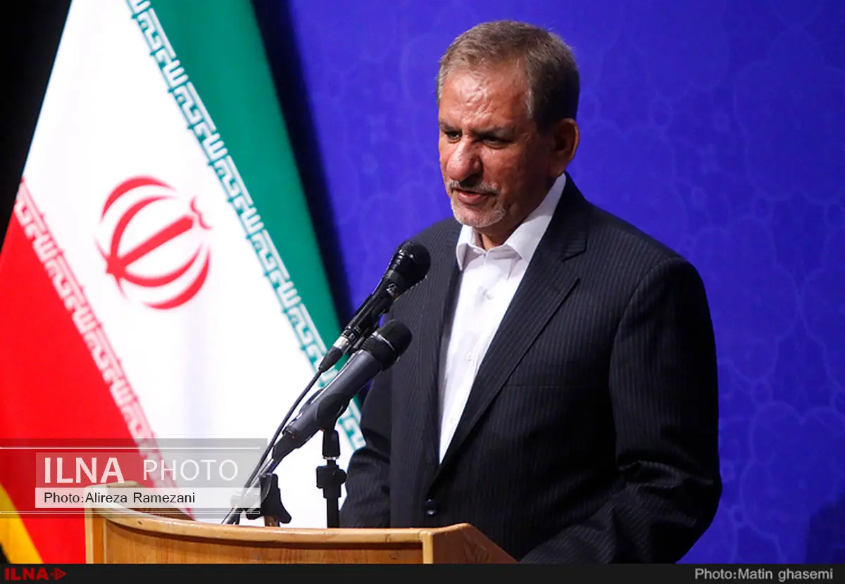 افرادی با قلدری معوقات بانک سرمایه را نمی‌دهند/ فساد این دولت و آن دولت ندارد
