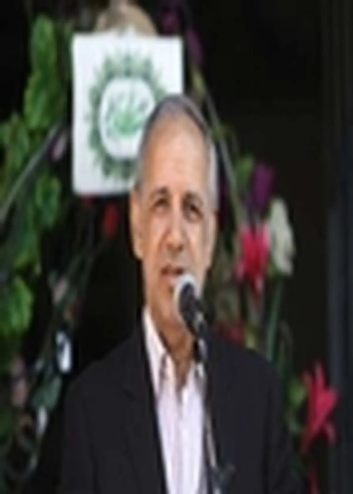 احداثدبیرستان شریعتی زنجان همزمان با سال تاسیس دانشگاه تهران در کشور بوده است