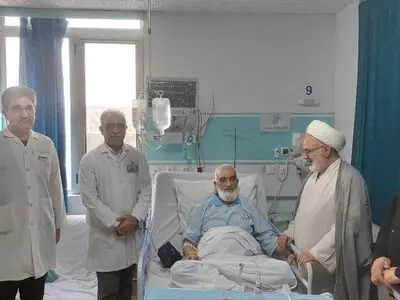 امام جمعه قم در بیمارستان بستری شد