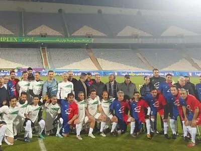 برتری پر گل تیم منتخب ۹۸ مقابل سرخابی ها