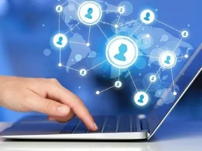 لازمه اتصال اینترنت بین‌الملل امنیت مردم است