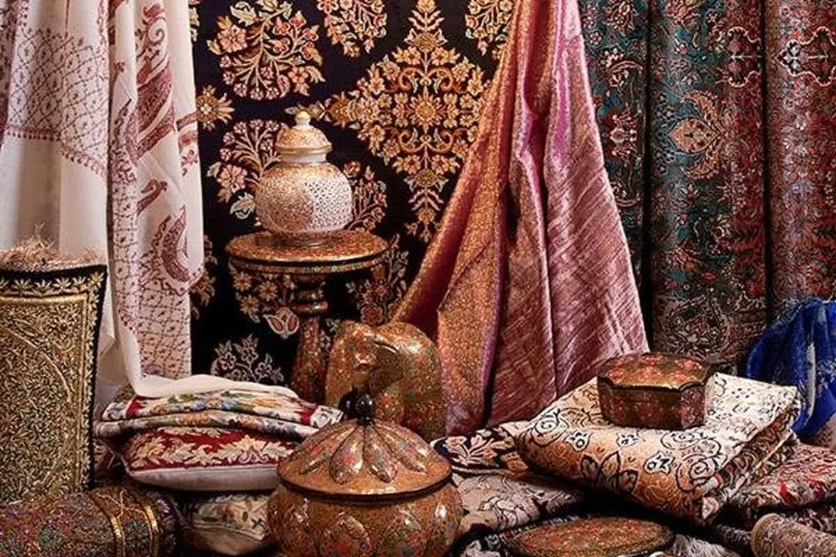 کاهش 23 درصدی صادرات تجمعی صنایع‌دستی و فرش دستباف استان مرکزی
