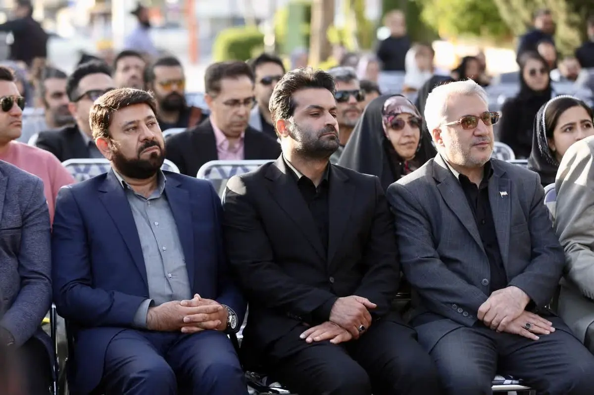 یاد رهبر شهید، شهدای لامرد و میناب در گذر حافظ گرامی داشته شد/ اربعین حماسه در میعادگاه هنر