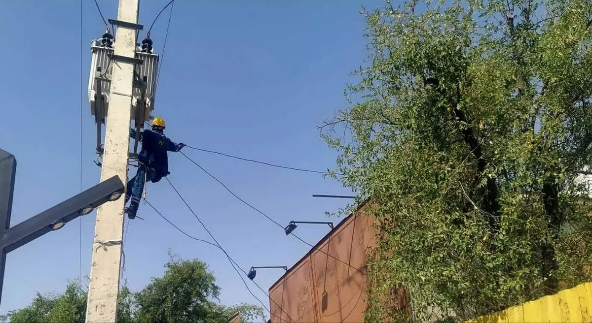 جمع‌آوری بیش از ۴ هزار انشعاب برق غیرمجاز در فارس