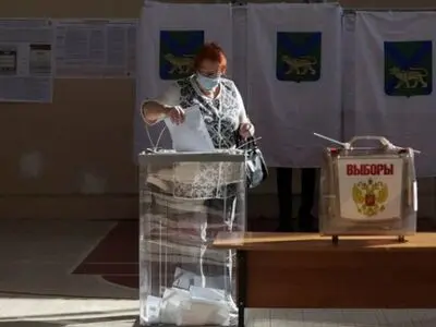 Pro-Putin party heads for Russian election win after Navalny clampdown