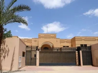إعادة افتتاح السفارة الإیرانیة بالریاض