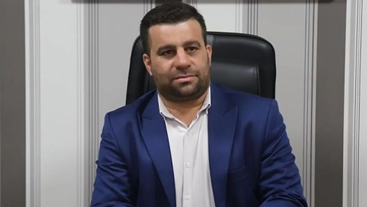 عطابخش:آقایان مدیر! کمی آهسته‌تر، ما امانت‌دار بیت‌المال هستیم/ در آشفته‌بازار نقل و انتقالات با جوانان‌مان پُز می‌دهیم