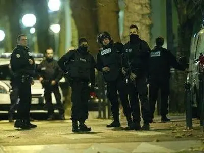 پلیس فرانسه سه نفر از مرتبطین عامل حادثه اخیر فرانسه را دستگیر کرد