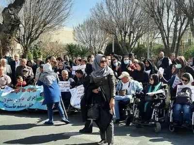 نمی‌توانیم خوشبین باشیم/ معلولان نهایتا ۲۷۳هزار تومان کمک هزینه معیشتی دریافت می‌کنند