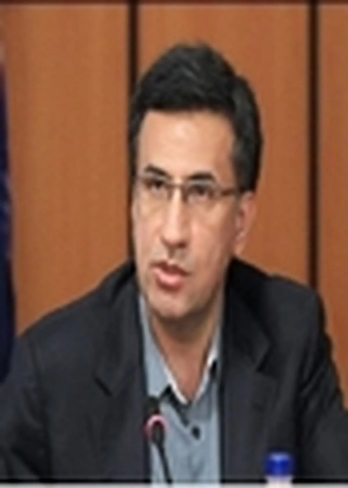 تغییر مدیریت‌های پژوهشگاه صنعت نفت سیاسی نیست
