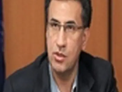 تغییر مدیریت‌های پژوهشگاه صنعت نفت سیاسی نیست