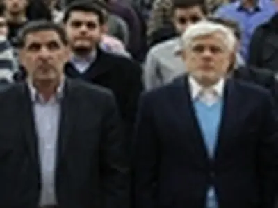 مراسم روز دانشجو با حضور دکتر عارف برگزار شد