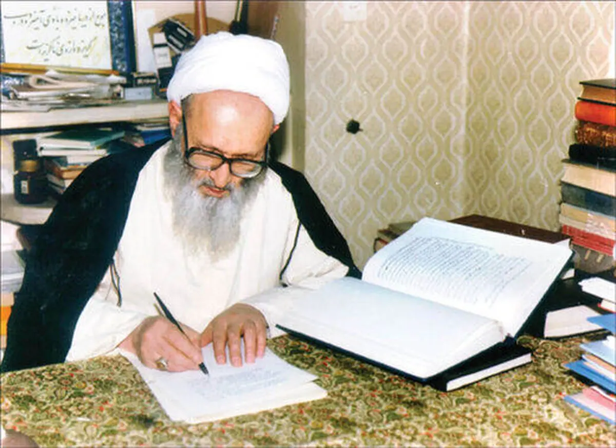 پیام تسلیت وزیر بهداشت در پی درگذشت «علامه حسن‌زاده آملی»