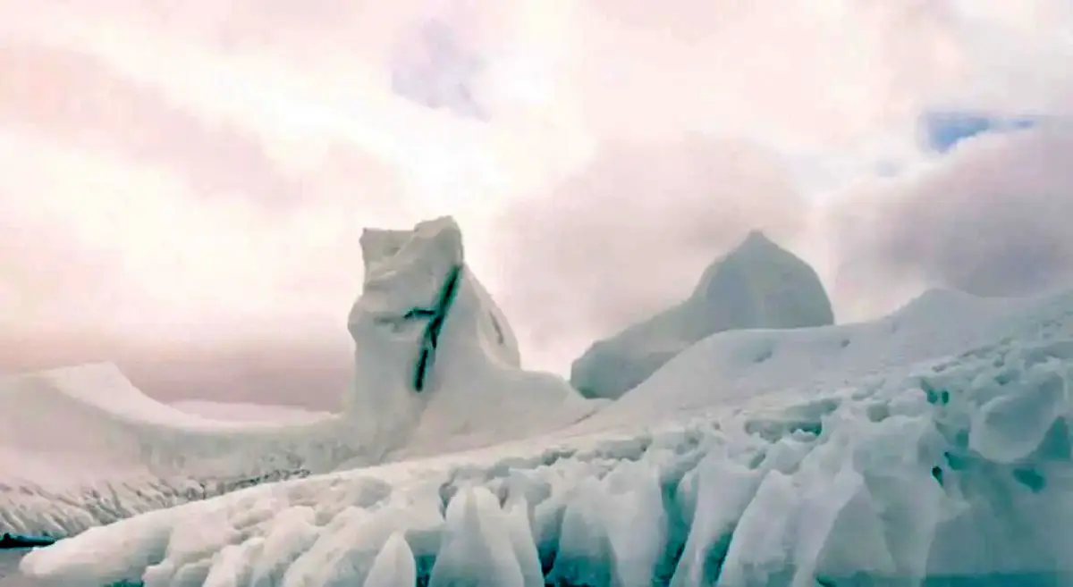 چه رازی زیر صفحه یخی قطب جنوب نهفته است؟