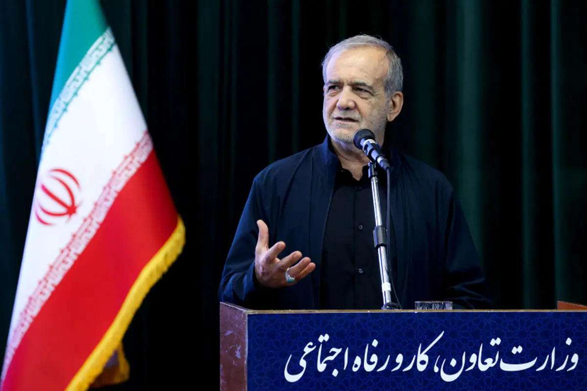 دفاع مقتدرانه نیروهای مسلح، نقشههای دشمن را نقش بر آب کرد