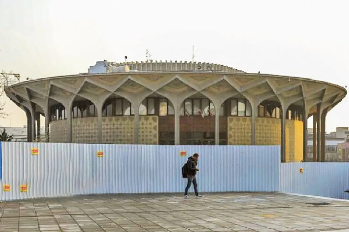 دیوار حلبی به جای پرچین؛ سرنوشت حریم‌سازی تئاتر شهر