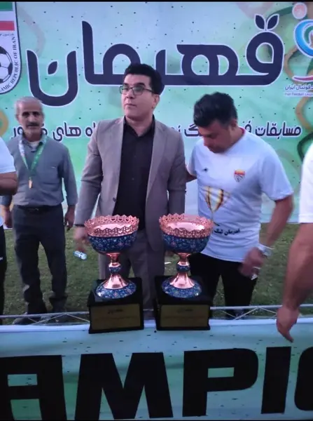 آکادامی فوتبال پایه فولاد خوزستان نیازی به تغییر مدیر ندارد / برکناری پاداش مناسبی برای یک مدیر موفق و محبوب نیست