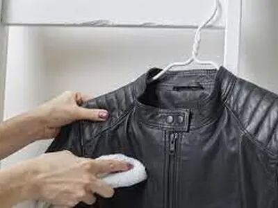 اصول نگهداری از لباس و وسایل چرمی