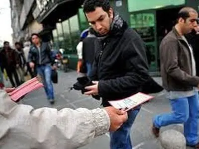 چرا مشاغل رسمی «جذاب» نیستند؟/ وقتی یک شاخ مجازی ده برابر یک مهندس درآمد دارد!