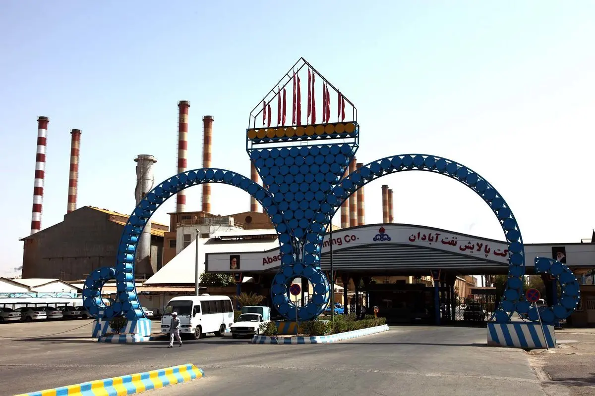 درخواست نمایندگان کارگری پالایشگاه آبادان برای ملاقات با رئیس جمهور در سفر فردا