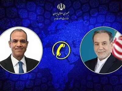 وزيرا خارجية ايران ومصر يبحثان في مستجدات الجهود الدبلوماسية بالمنطقة