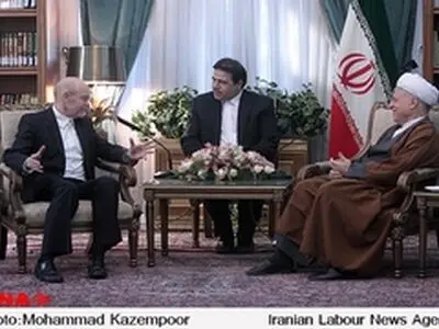 تلاش برای خاموش کردن شعله‌های جنگ بین انسانها ارزشمند است