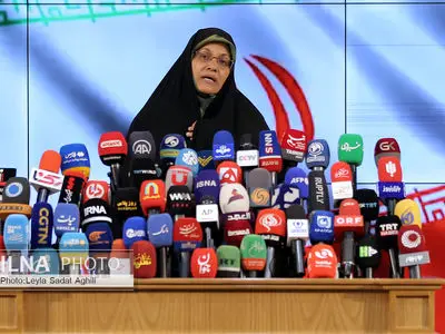 إمرأة تترشح للإنتخابات الرئاسیة الإیرانیة